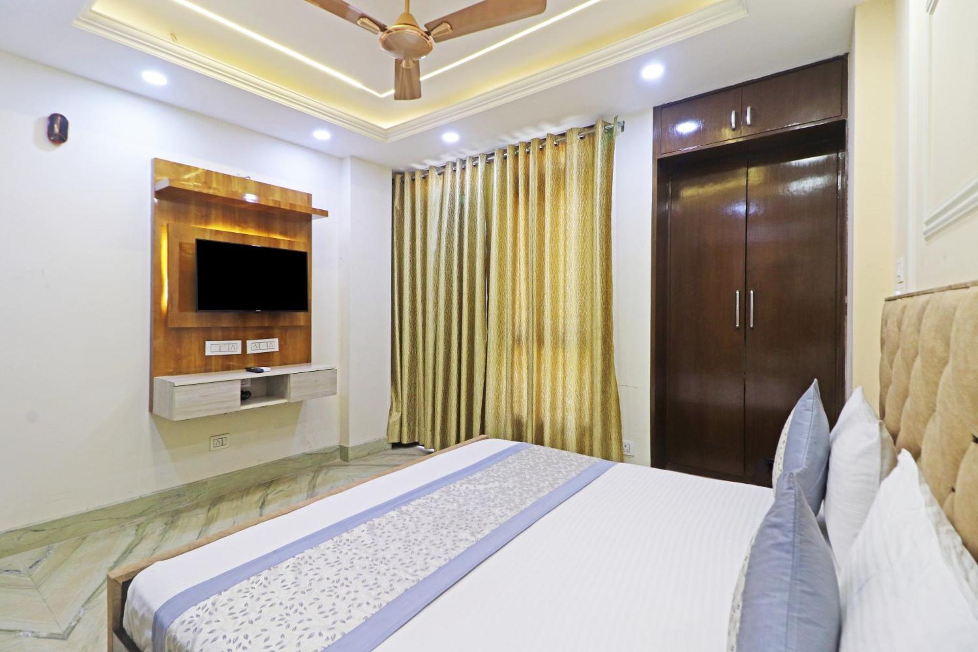 Hotel Samrat Residency 10 Mints Walking Distance Nizamuddin Railway Station Neu-Delhi Exterior foto